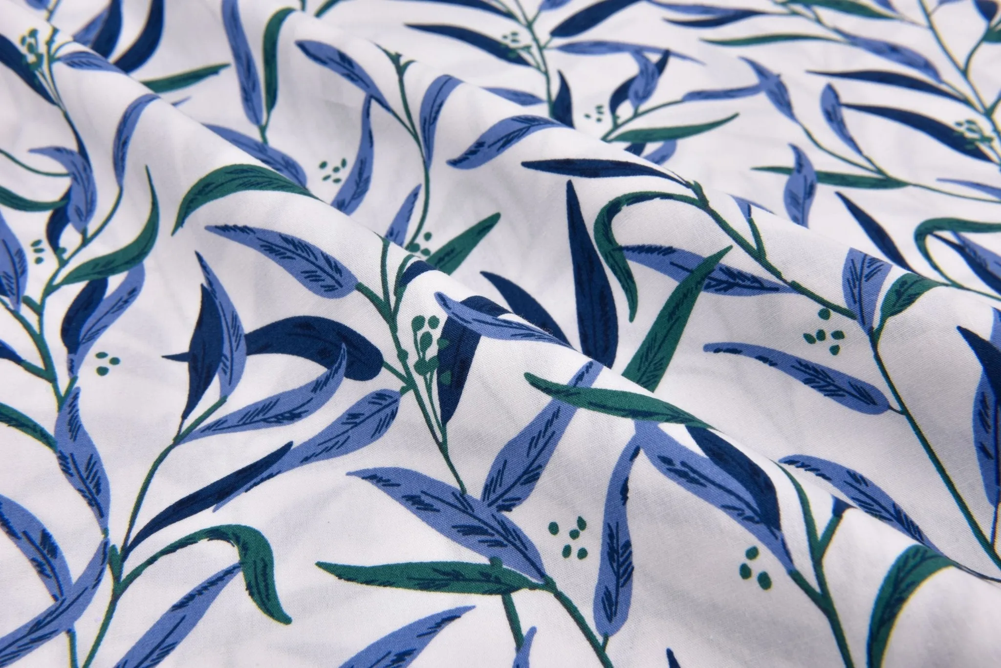 100% Cotton Loom Line  Modern Leaves Fabric - 144