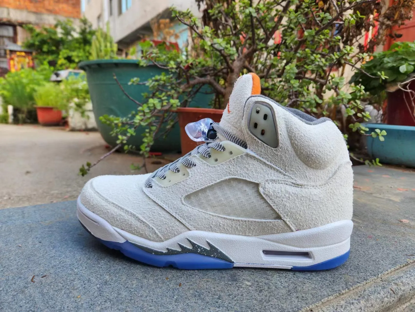 Air Jordan 5 SE "Craft