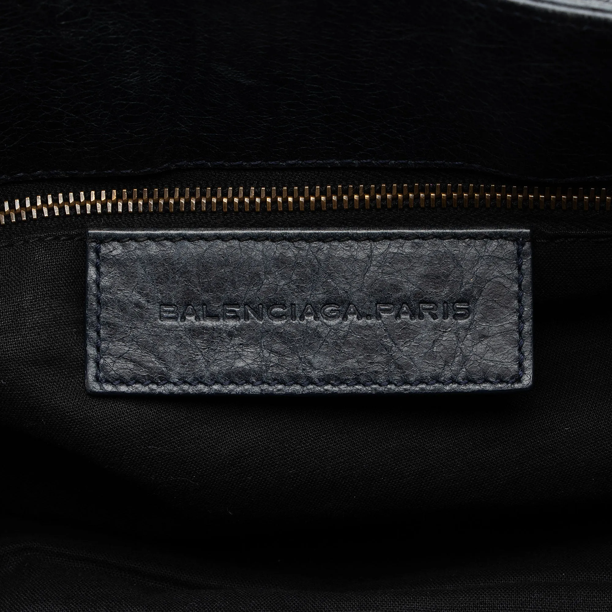 Balenciaga Leather Folk Messenger (SHF-Z9DeZO)