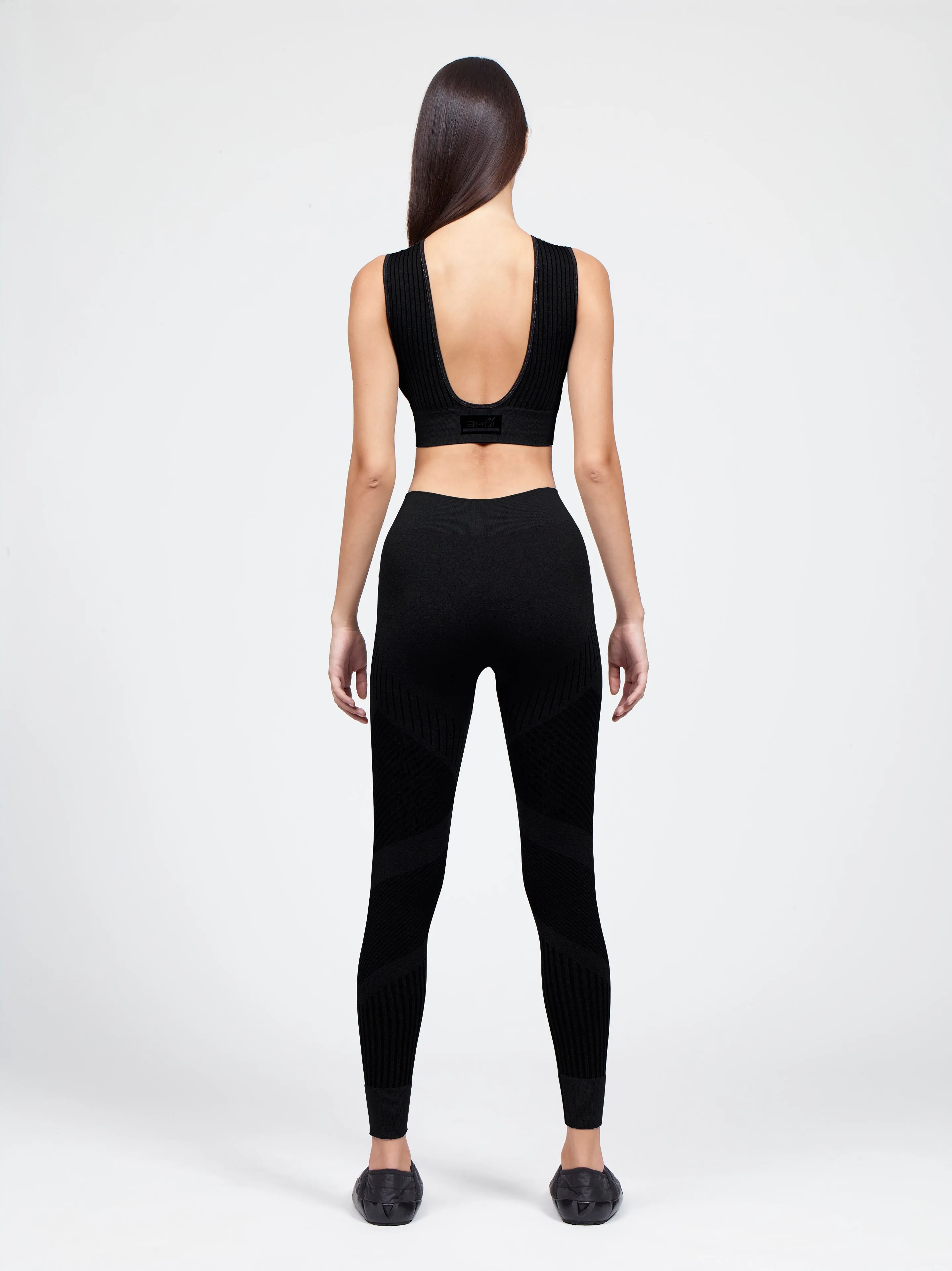 Bare Back Bra with Flow Legging