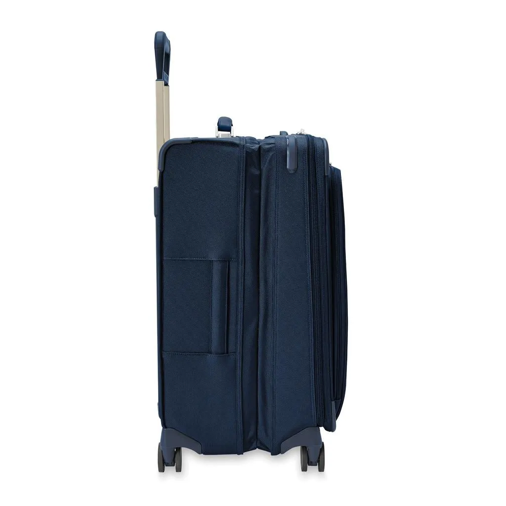 Briggs & Riley Baseline Medium Expandable Spinner