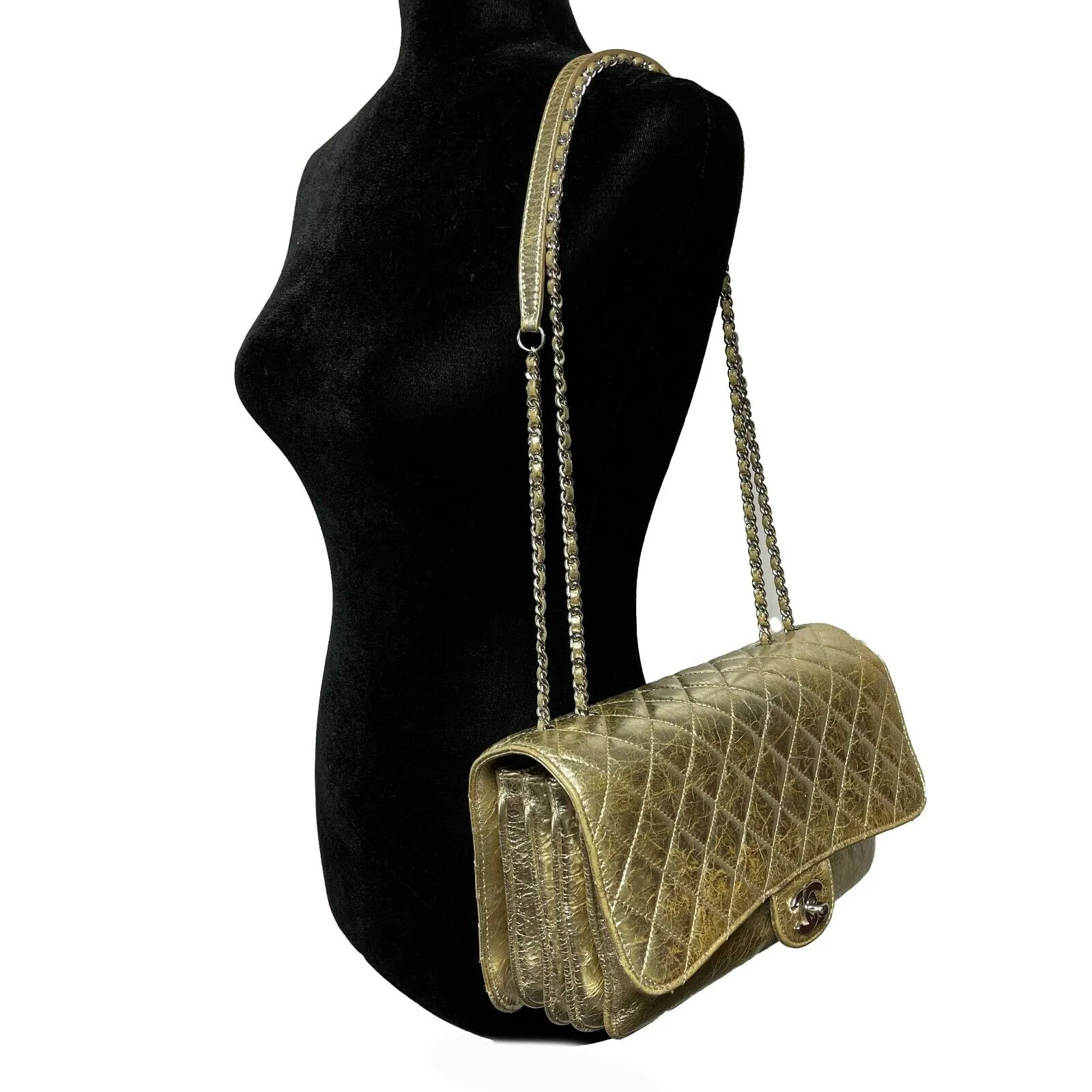 CHANEL Quilted Distressed Glazed Gold Leather Accordion Flap Shoulder Bag Medium