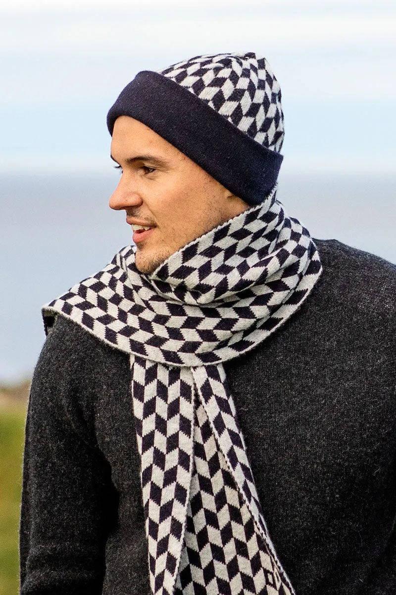 Graphic Chevron Beanie Hat - Navy