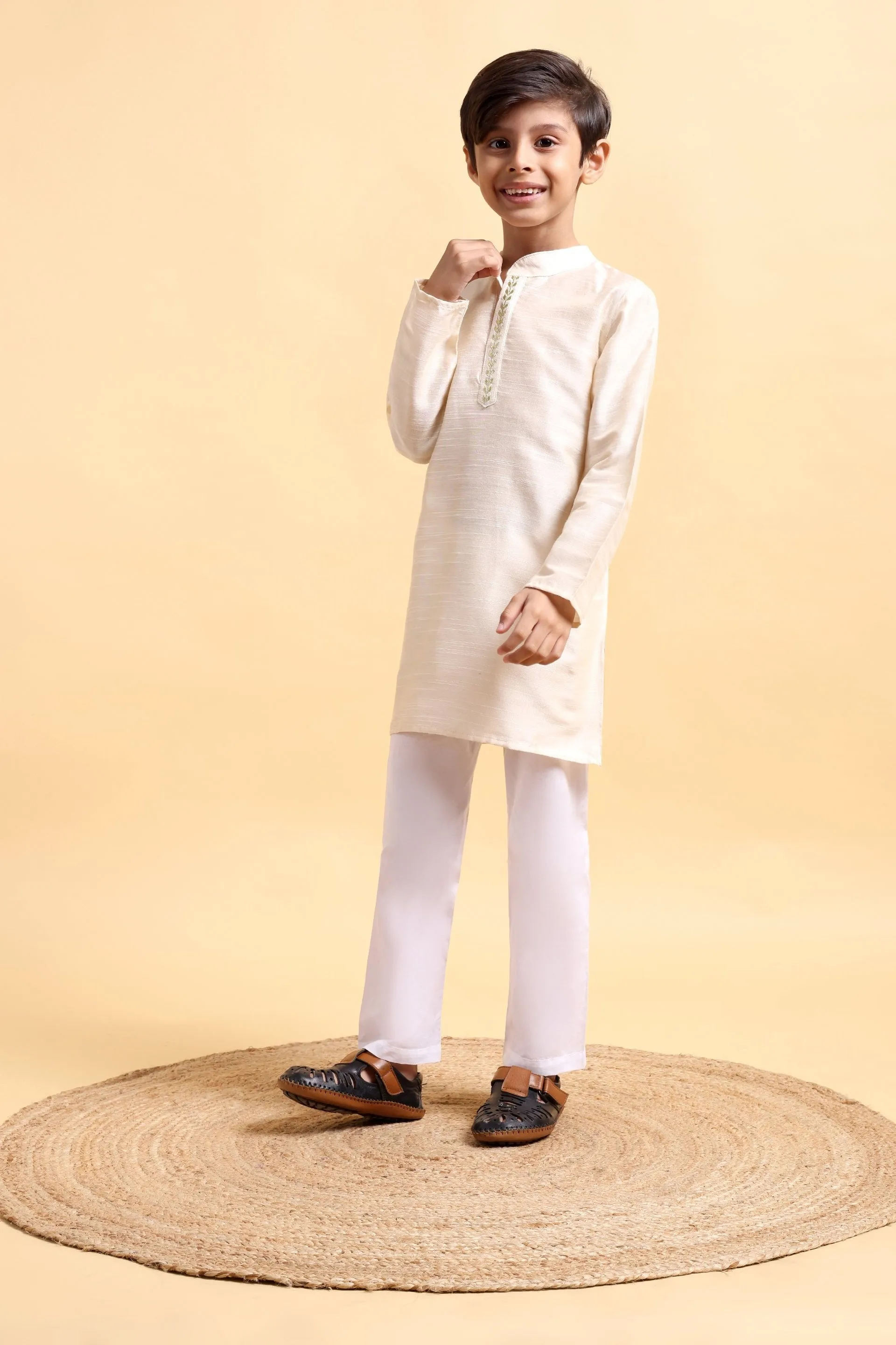 Ivory Embroidery Cotton silk Kurta & Pajama Set