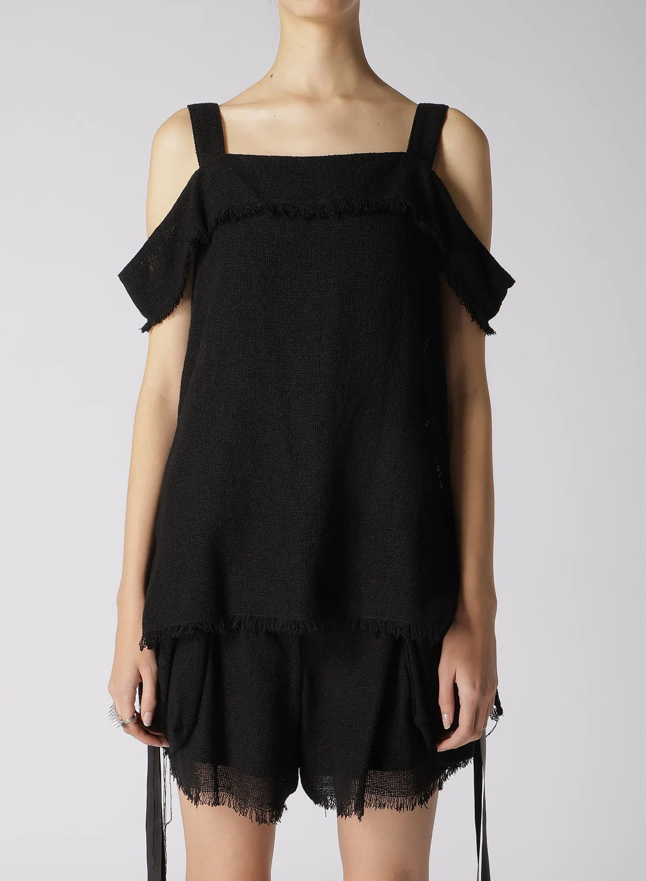 LENO SHOULDER STRAP BLOUSE