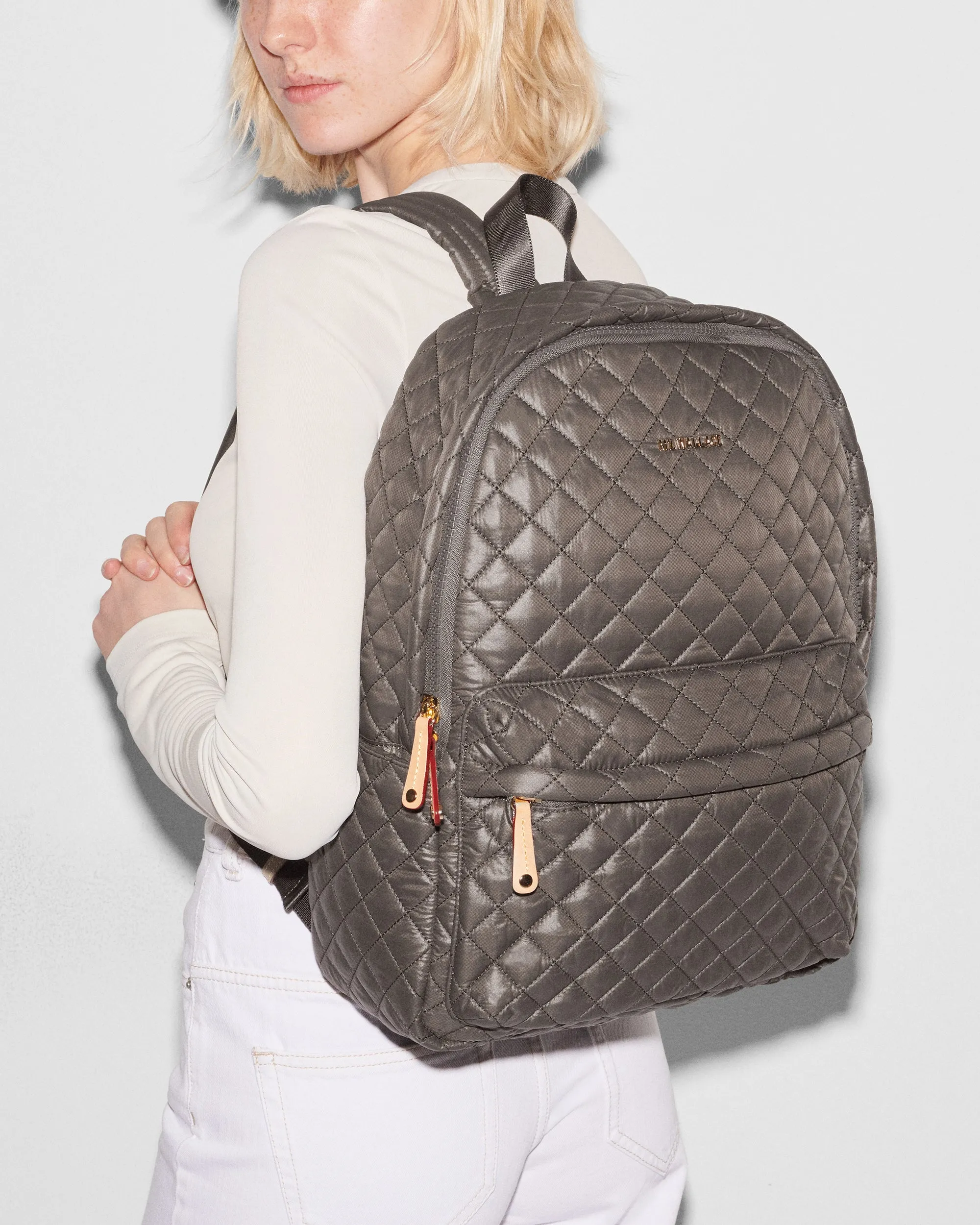 Magnet Metro Backpack Deluxe