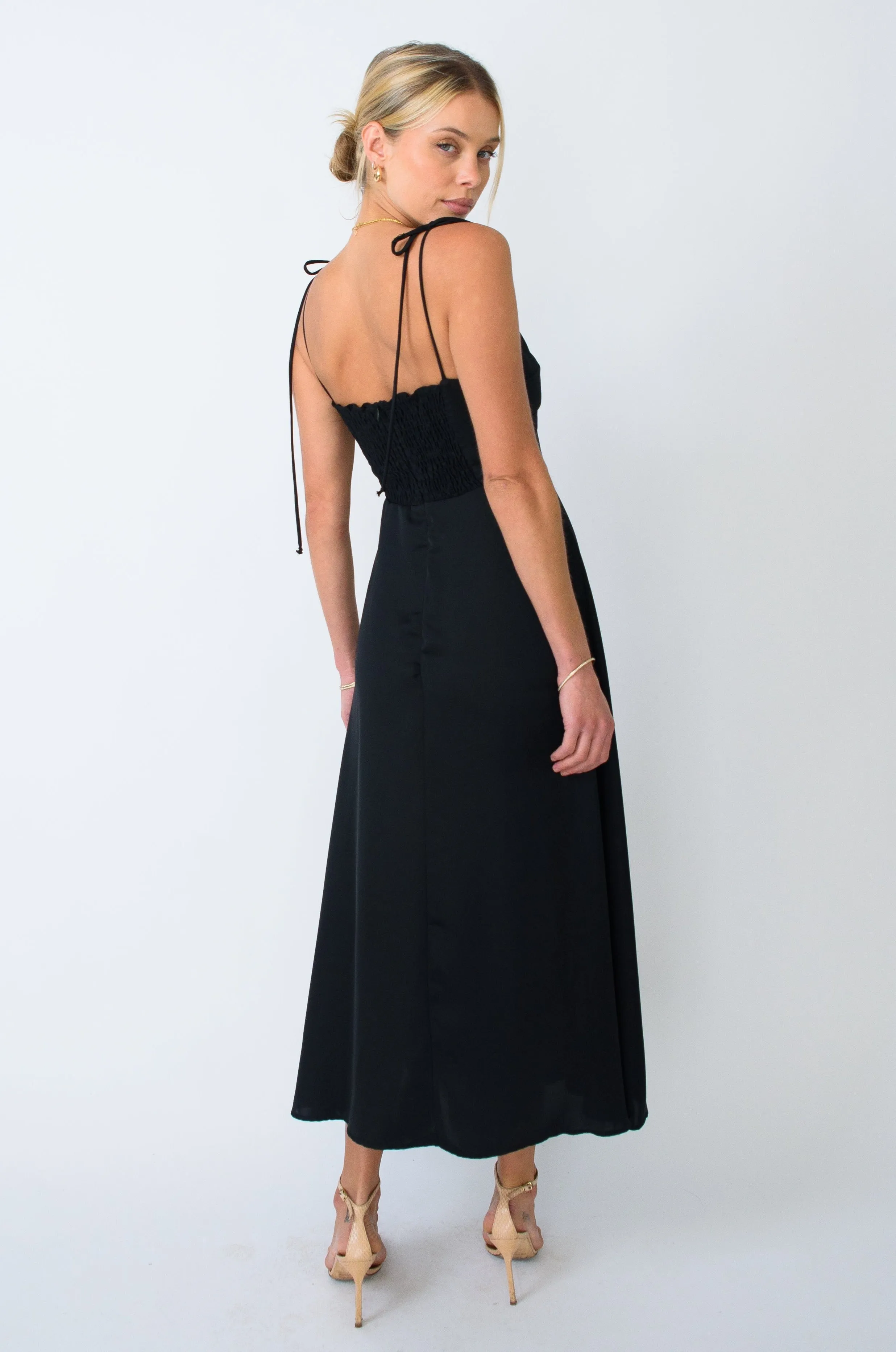 Mandi Dress in Black