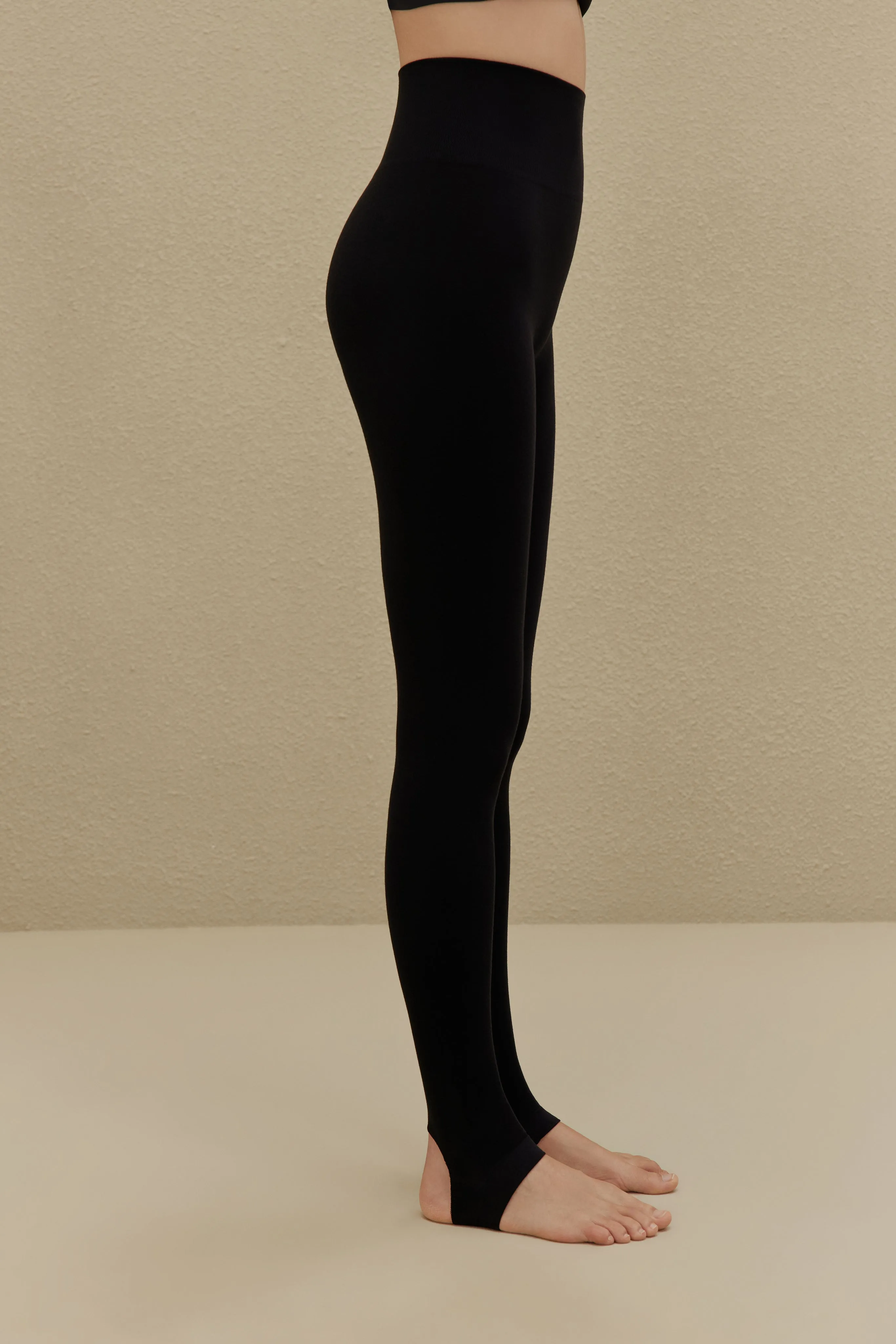 NEIWAI x Wolford Stirrup Leggings