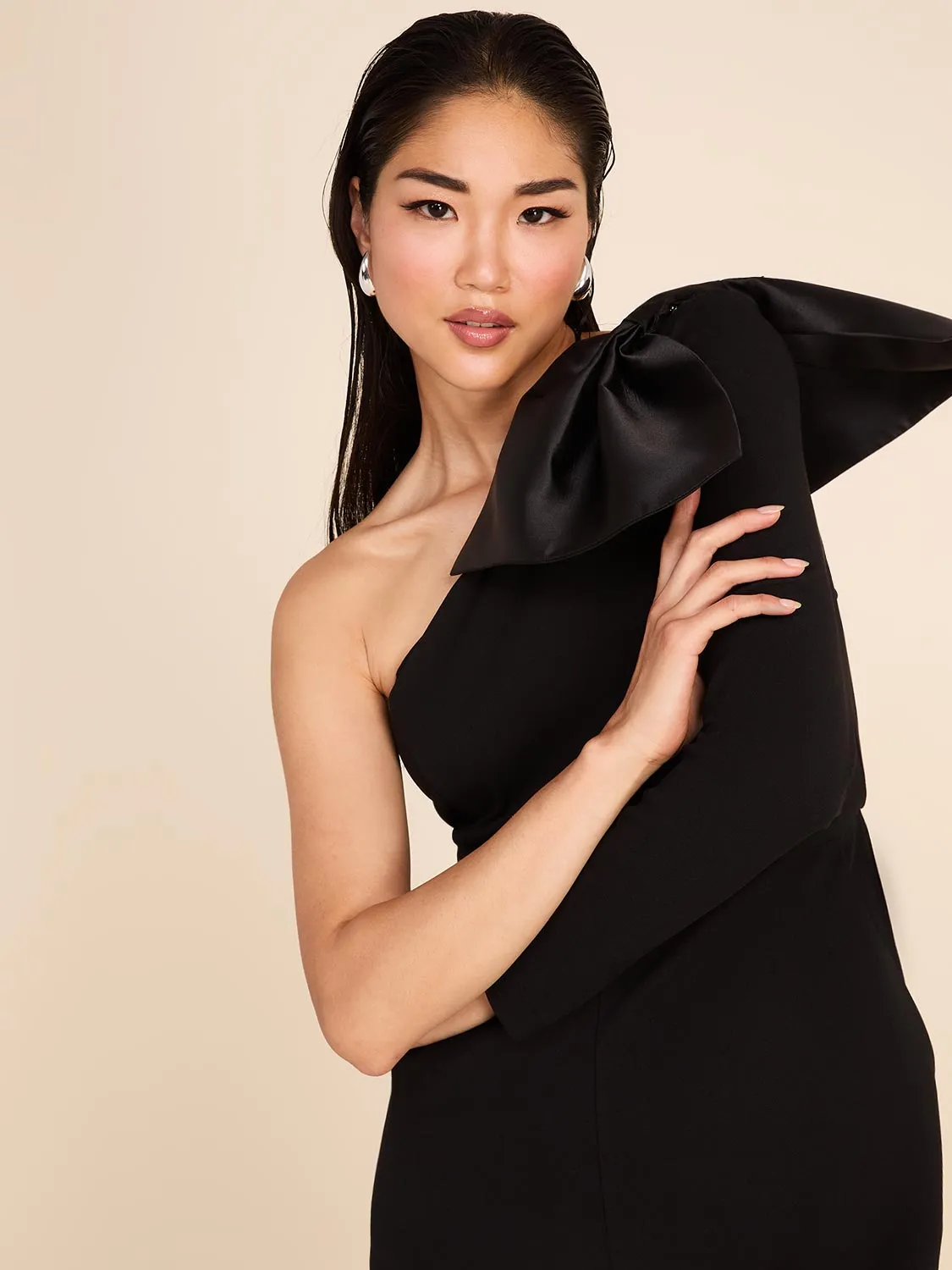 One-Shoulder Jumpsuit With Bow