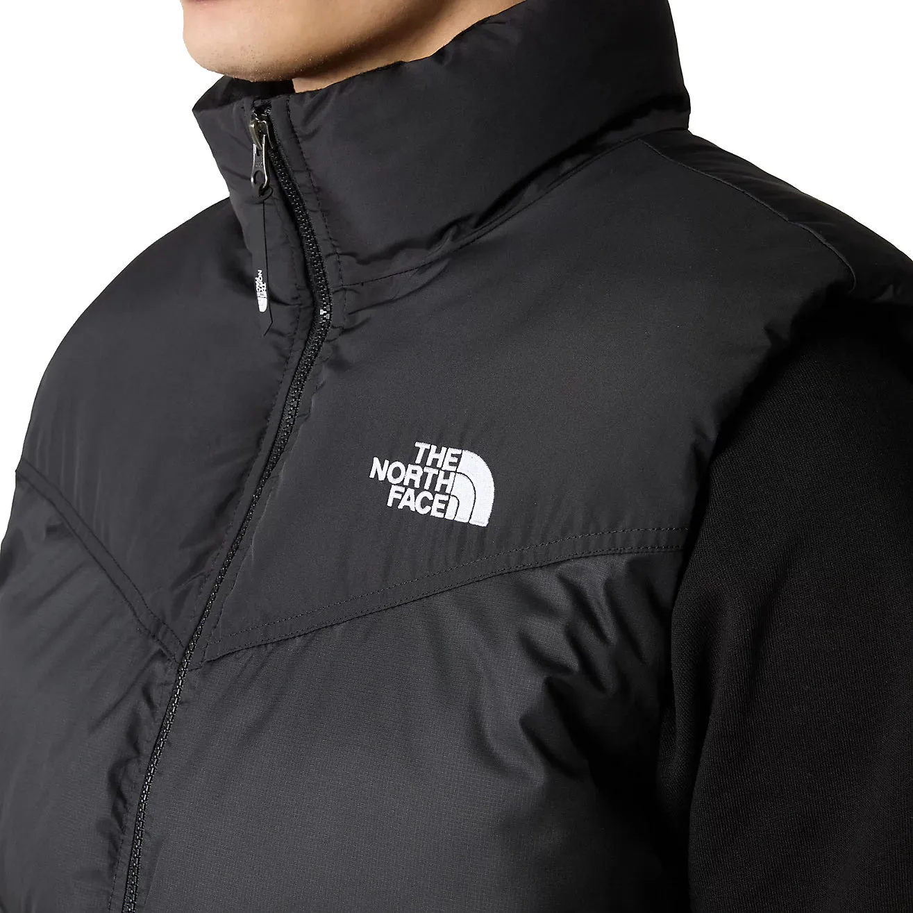 The North Face Men'S Saikuru Vest Polyfill Black Black Man