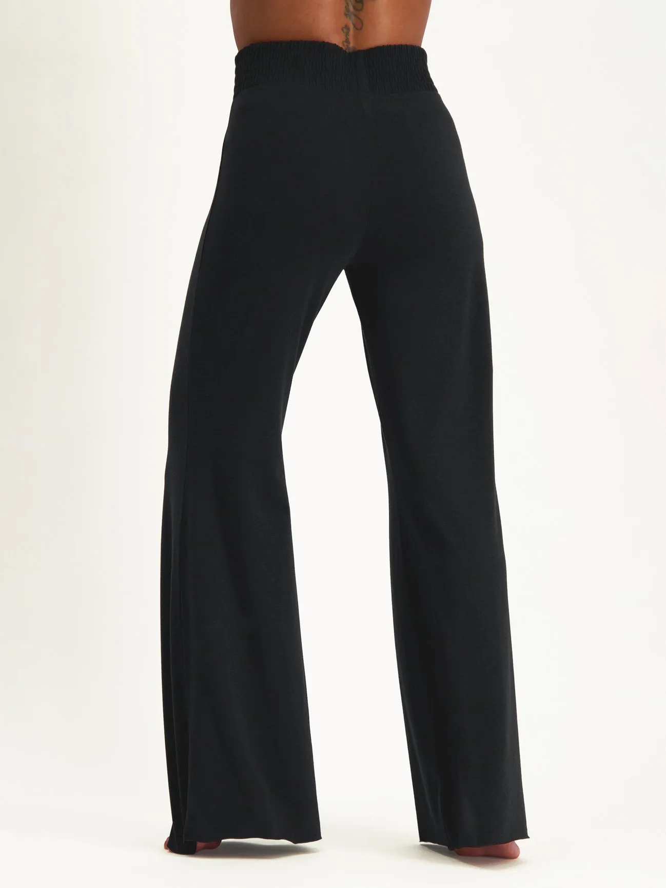 Urban Goddess Flow Wide-Leg Yoga Pants - Urban Black