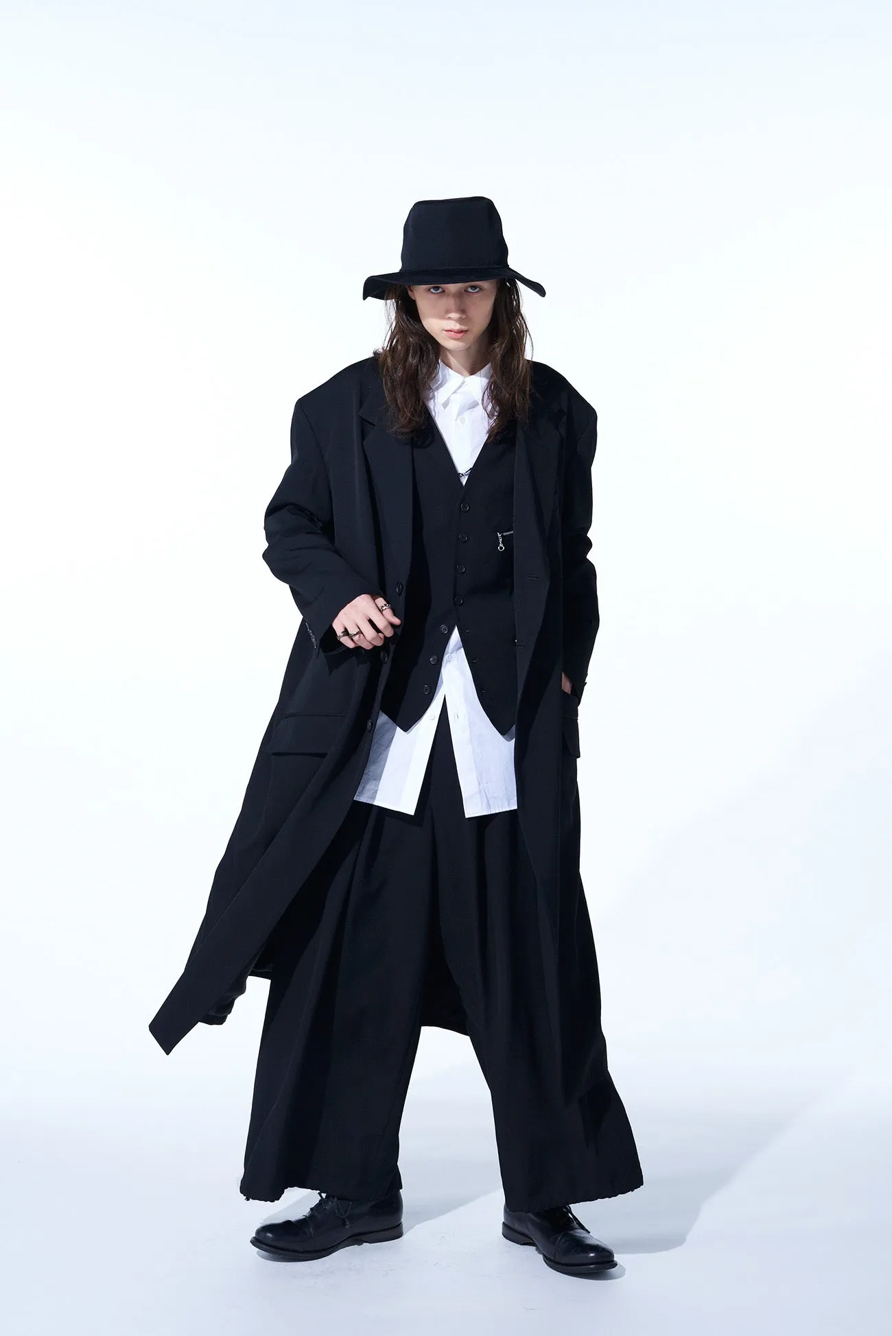 WASHER FINISHED WOOL GABARDINE OVERSIZED LONG JACKET WITH ZIPPER POCKETS