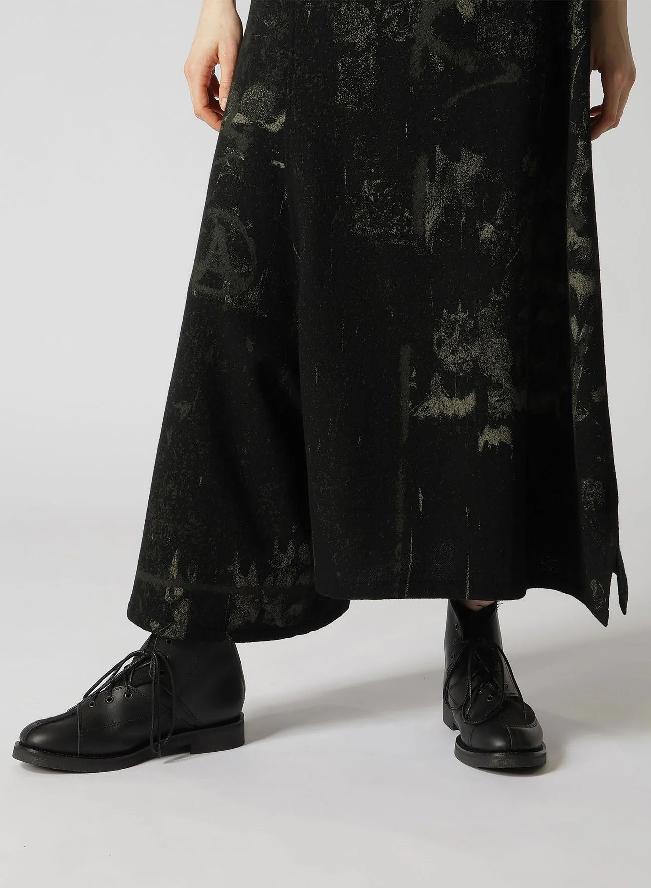 WOOL FLANNEL SCRIBBLE PATTERN FLARE PANTS