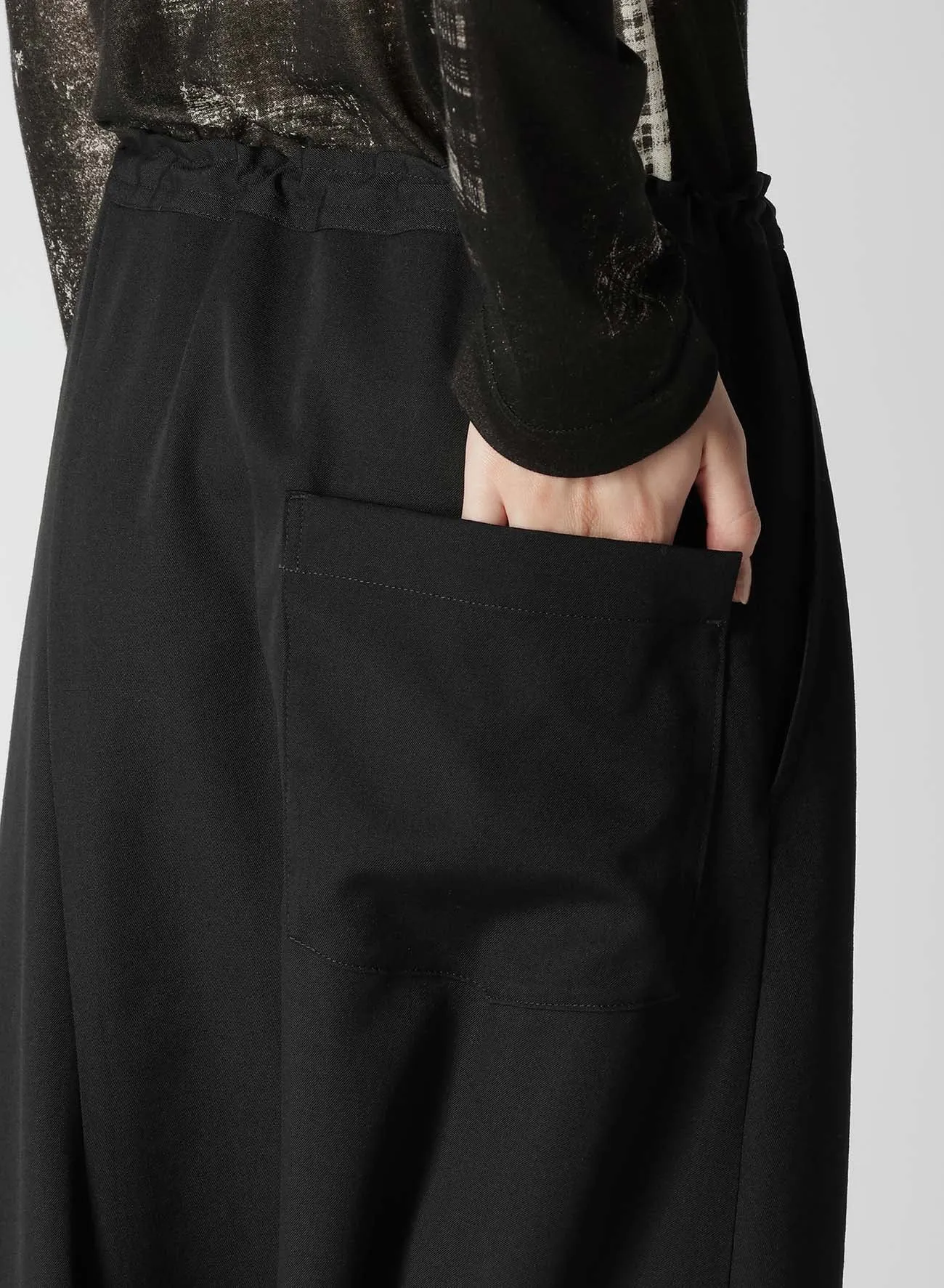 WOOL GABARDINE WAIST STRING ASYMMETRY PANTS