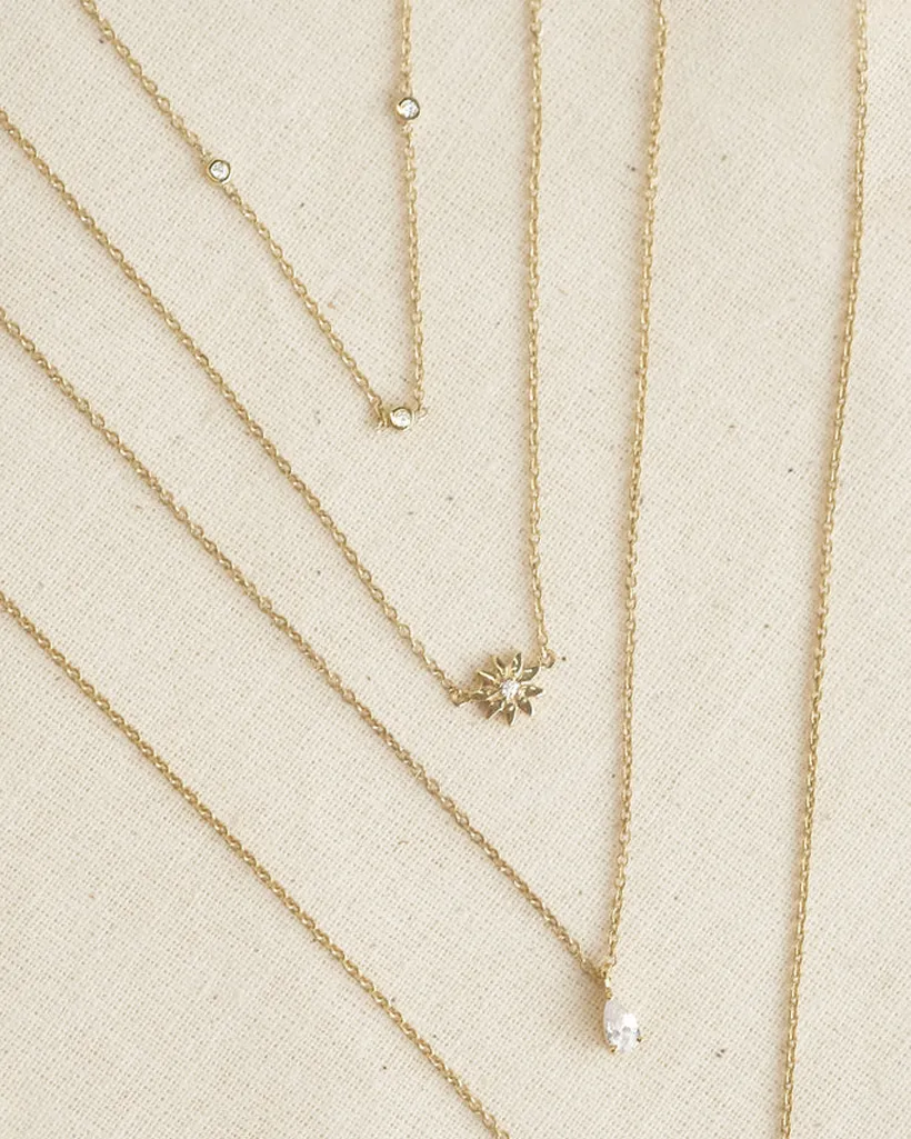 Yuki Solid Gold Trio Diamond Necklace