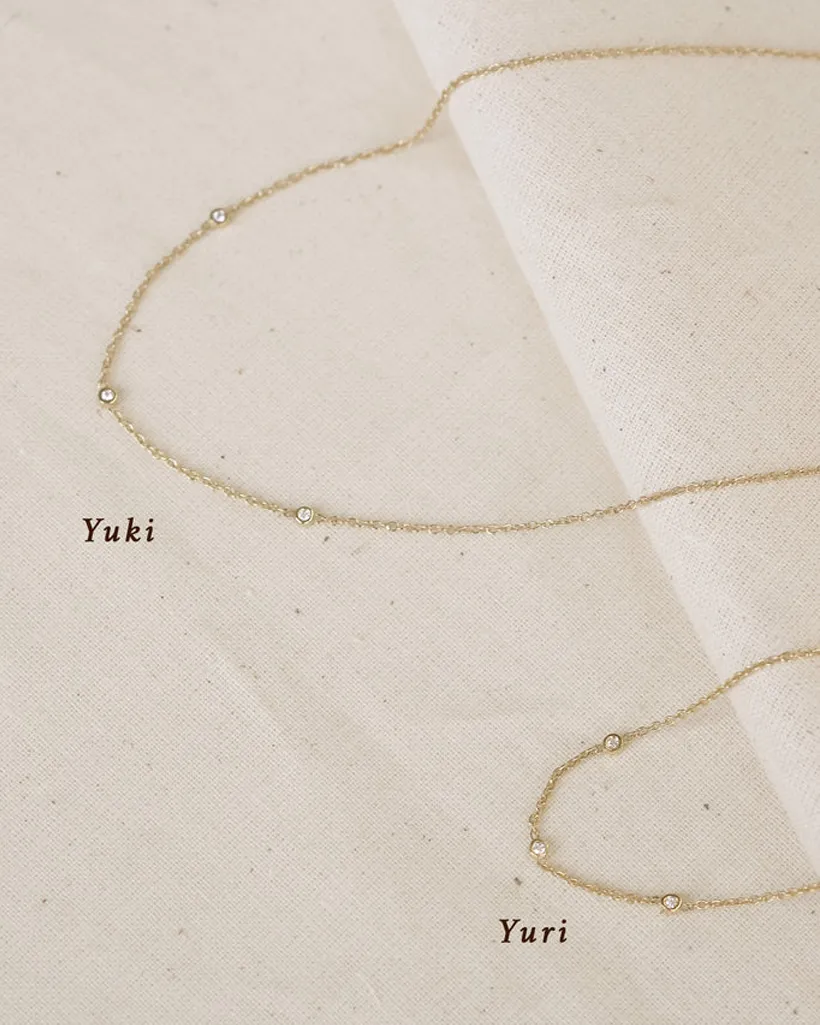 Yuki Solid Gold Trio Diamond Necklace